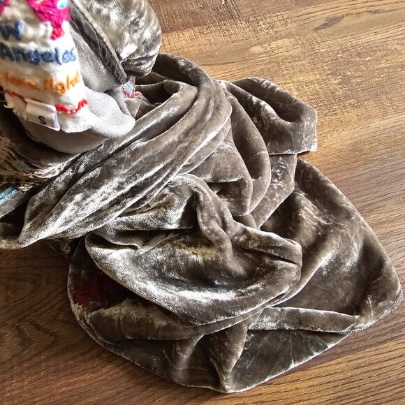 JW Johny Was Los Angeles Velvet Embroidered High Low Tunic Top S - Picture 6 of 7